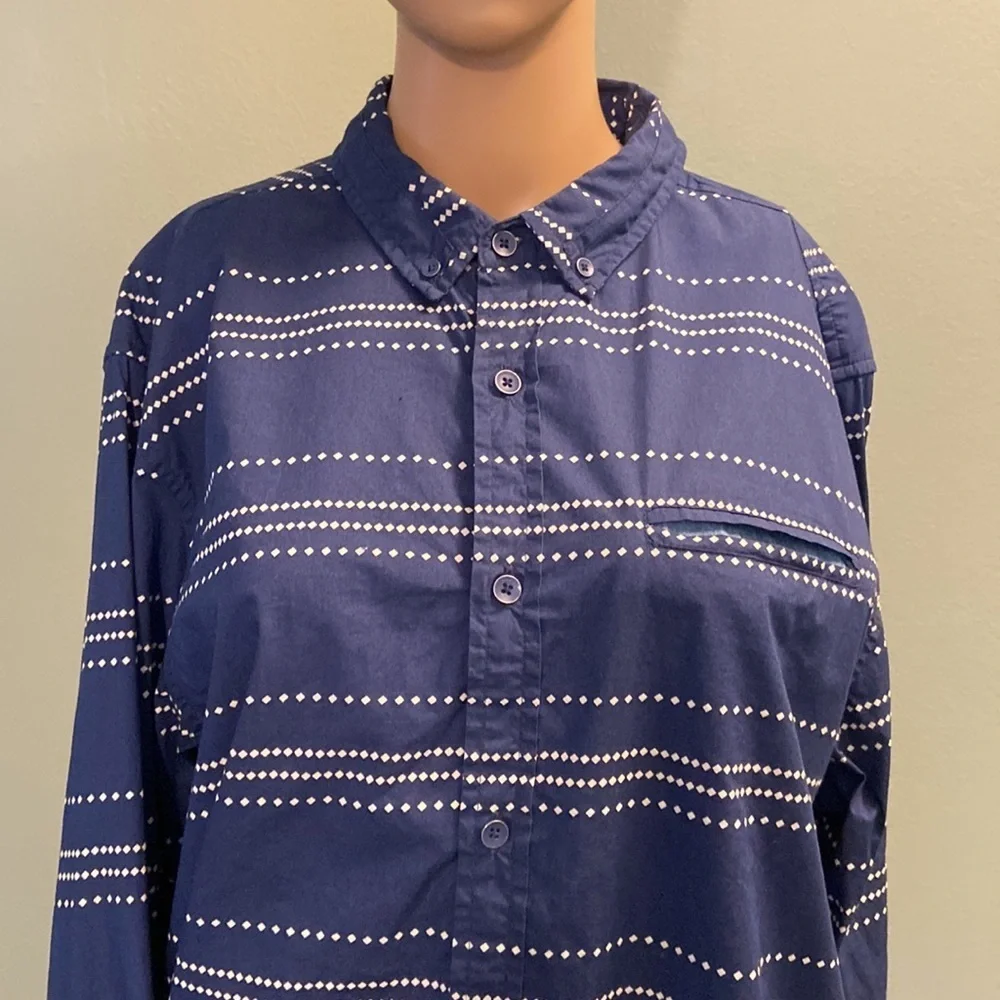Guess blue & white long sleeve button down shirt large large!